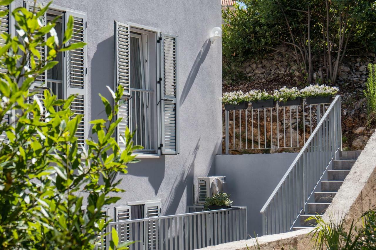 Apartmani Beatrice Мали-Лошинь Экстерьер фото