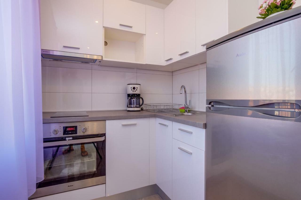 Apartmani Beatrice Мали-Лошинь Экстерьер фото