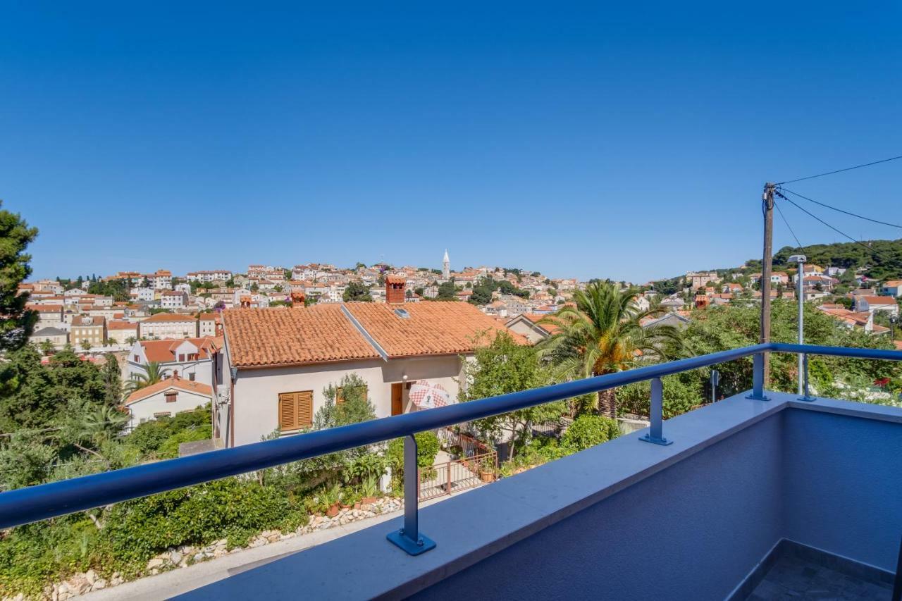 Apartmani Beatrice Мали-Лошинь Экстерьер фото