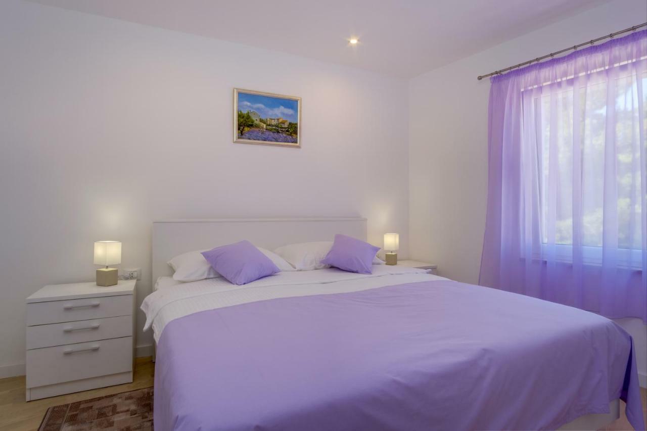 Apartmani Beatrice Мали-Лошинь Экстерьер фото